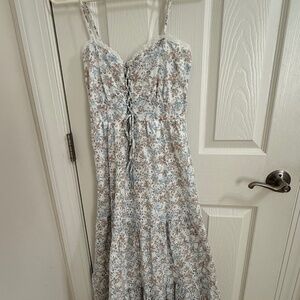 NWT Francesca's Collections White Floral Maxi Dress Sz XS